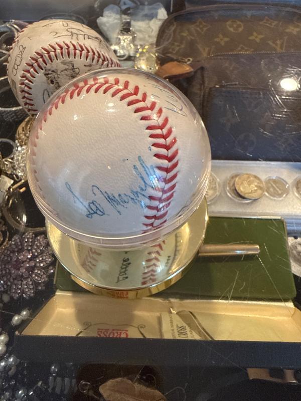 Sale Photo Thumbnail #25