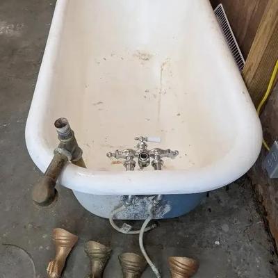 Vintage Cast Iron Clawfoot Bathtub with Faucet & Original Feet