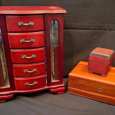 Cherry Finish Jewelry Chest and Boxes