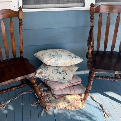 Pair of Solid Wood Dining Chairs with Decorative Pillows