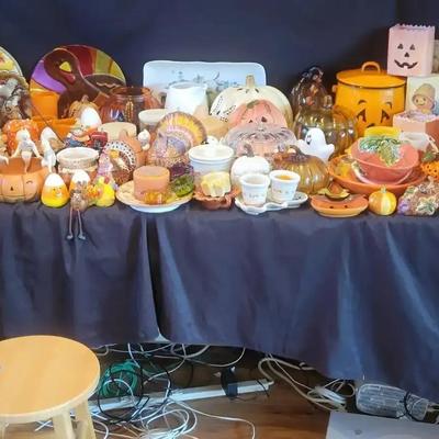 Fall & Halloween Décor Collection in Ceramic, Glass & Wood