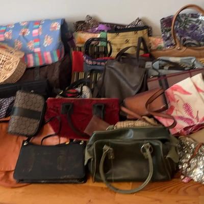 Large Collection of Handbags & Wallets Featuring Coach, Vera Bradley & Longaberger Basket Bags