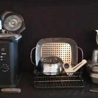 Kitchen Appliances Featuring Calphalon Grill/Press, Butterball Turkey Fryer & Chef’s Choice Sharpene