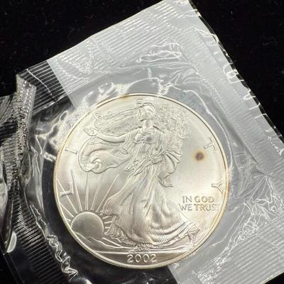 2002 American Silver Eagle 1 Oz 999 Silver Coin
Lot #: 16