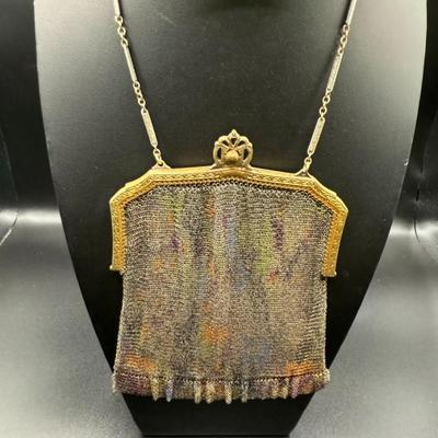 Antique Whiting & Davis Fine Metal Mesh Purse W/Watercolors Pattern
Lot #: 53