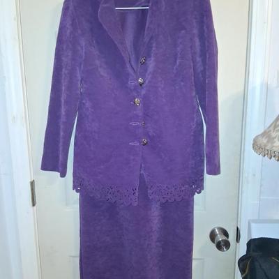 Sale Photo Thumbnail #41: Vintage 1980s Jewel Purple 2 Piece Suit
