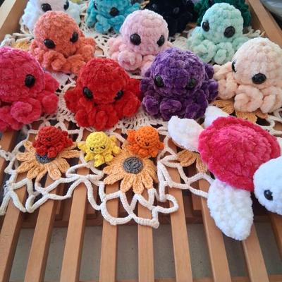 Sale Photo Thumbnail #5: Crotcheted Creatures, New