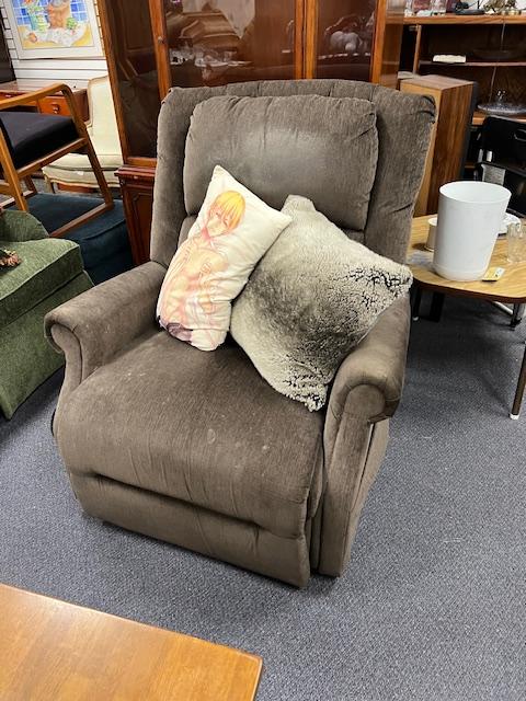 Sale Photo Thumbnail #11