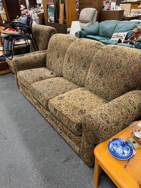 Sale Photo Thumbnail #2