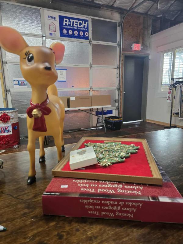 Sale Photo Thumbnail #34