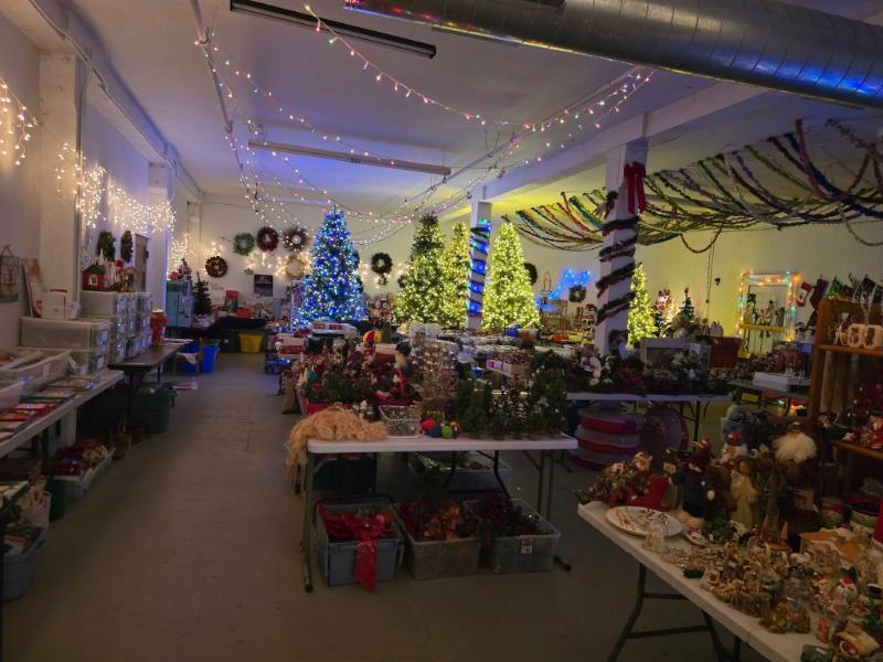 Sale Photo Thumbnail #31