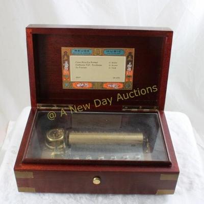 Sale Photo Thumbnail #414