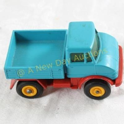 Sale Photo Thumbnail #255