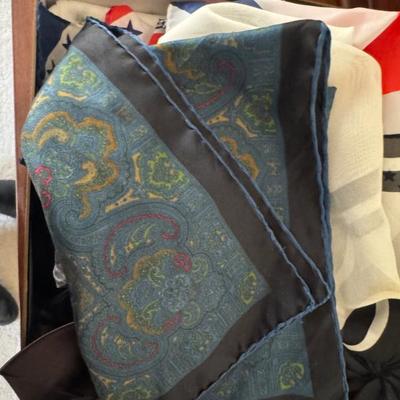 Sale Photo Thumbnail #148