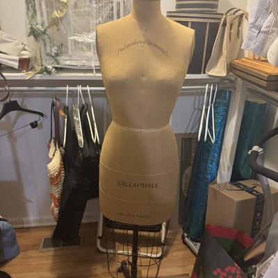 Sale Photo Thumbnail #120