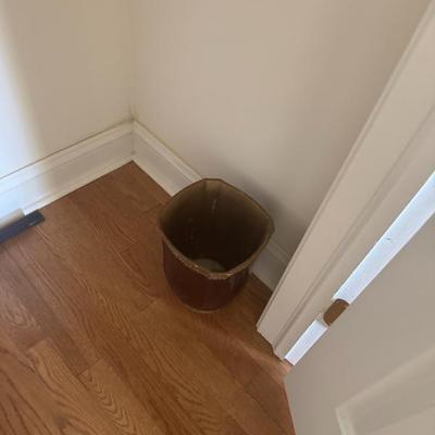 Sale Photo Thumbnail #144