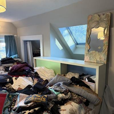 Sale Photo Thumbnail #121