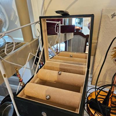 Sale Photo Thumbnail #353