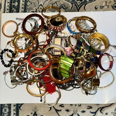 Sale Photo Thumbnail #202