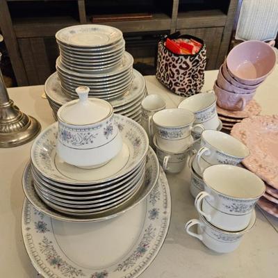 Sale Photo Thumbnail #171