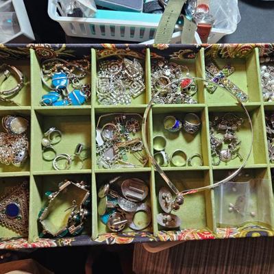 Sale Photo Thumbnail #342