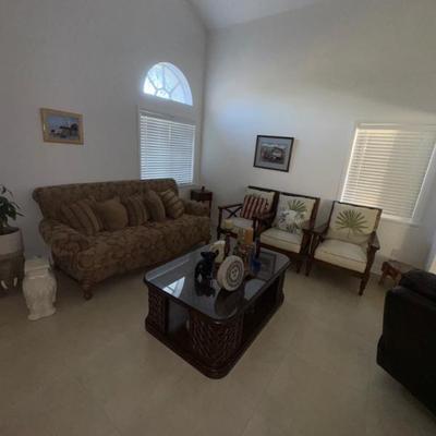 Sale Photo Thumbnail #4