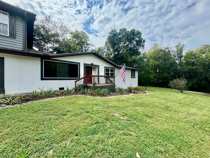 Sale Photo Thumbnail #13