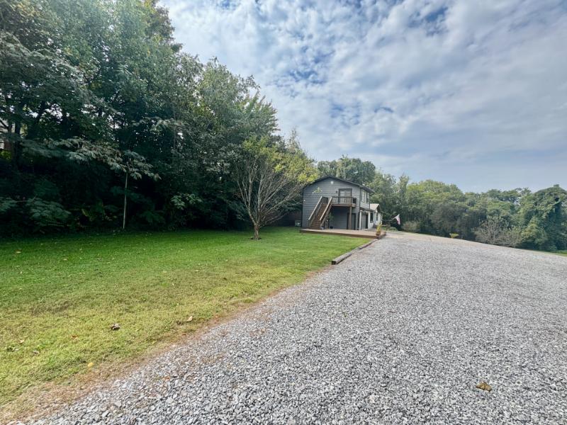 Sale Photo Thumbnail #29