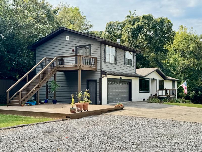 Sale Photo Thumbnail #12