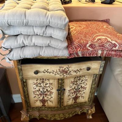 Sale Photo Thumbnail #9