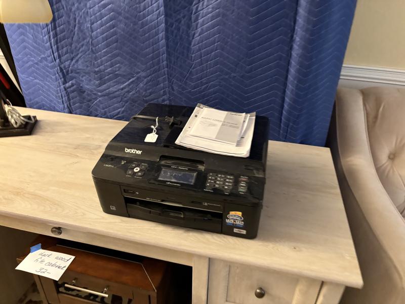 Sale Photo Thumbnail #42