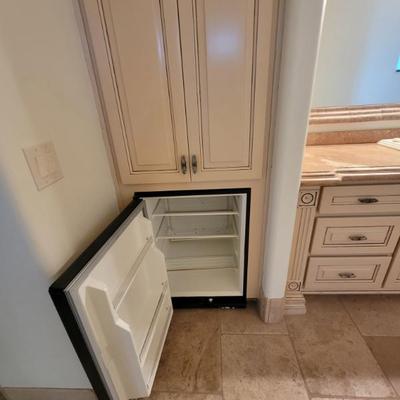 Sale Photo Thumbnail #26