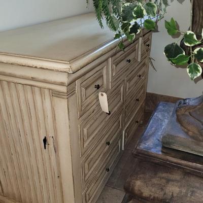 Sale Photo Thumbnail #73