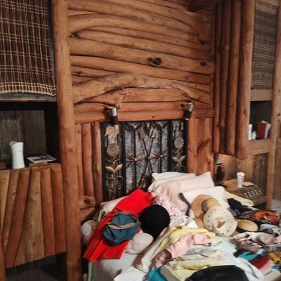 Sale Photo Thumbnail #25