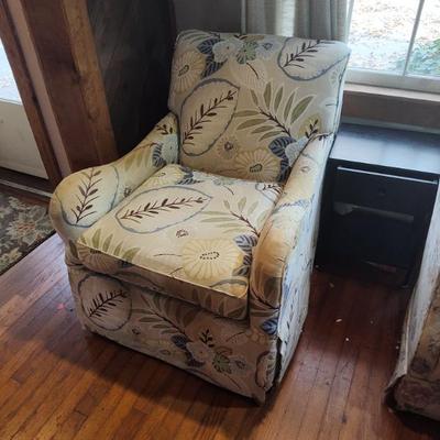 Sale Photo Thumbnail #33