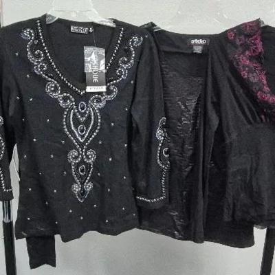 Women's Blouses Sizes Medium and Large By Karen Kane Fashque and Spired