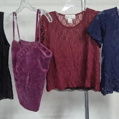 Women's Lace Tops Sizes Medium and Large By Carolyn Strauss CDP & Co. and The Territory Ahead 