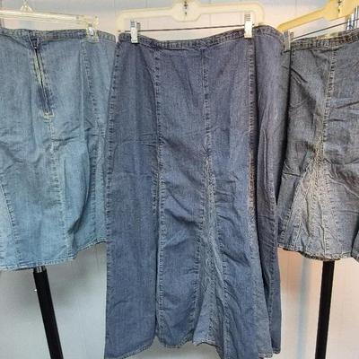 (3) Jean Skirts, Sizes 10 By Isabella Bird, Territory Ahead