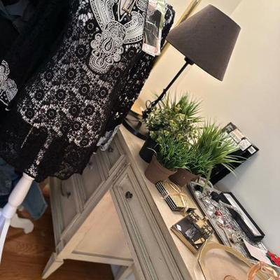 Sale Photo Thumbnail #18