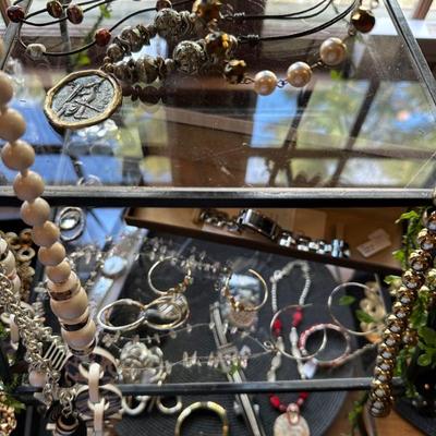 Sale Photo Thumbnail #23