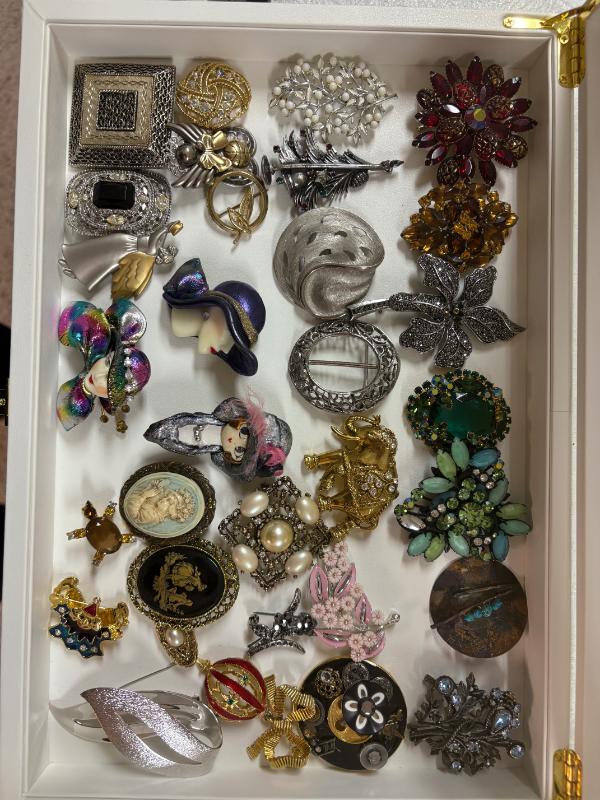 Sale Photo Thumbnail #79