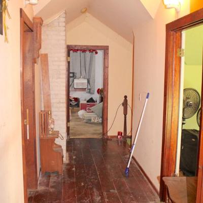 Sale Photo Thumbnail #18