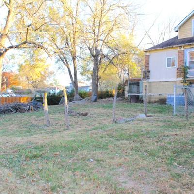 Sale Photo Thumbnail #36