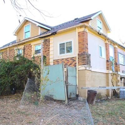 Sale Photo Thumbnail #38