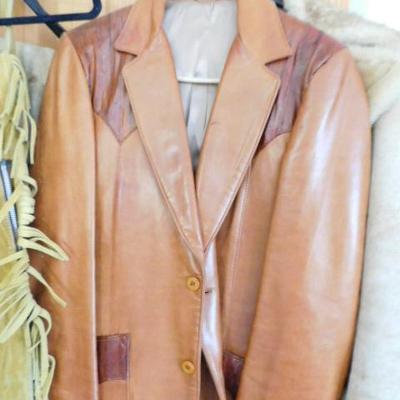 Sale Photo Thumbnail #141