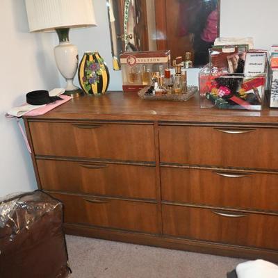 Sale Photo Thumbnail #111