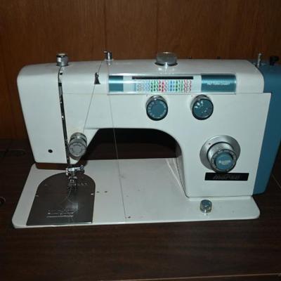 Sale Photo Thumbnail #183