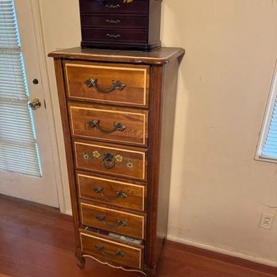 Sale Photo Thumbnail #25