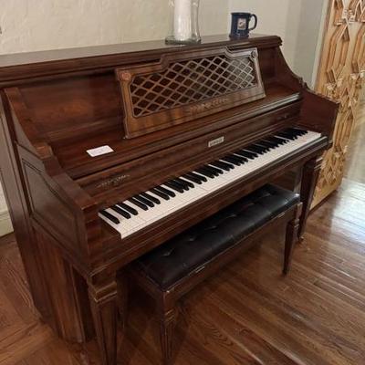 Sale Photo Thumbnail #126