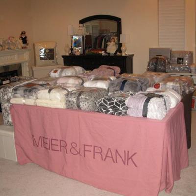 Sale Photo Thumbnail #46